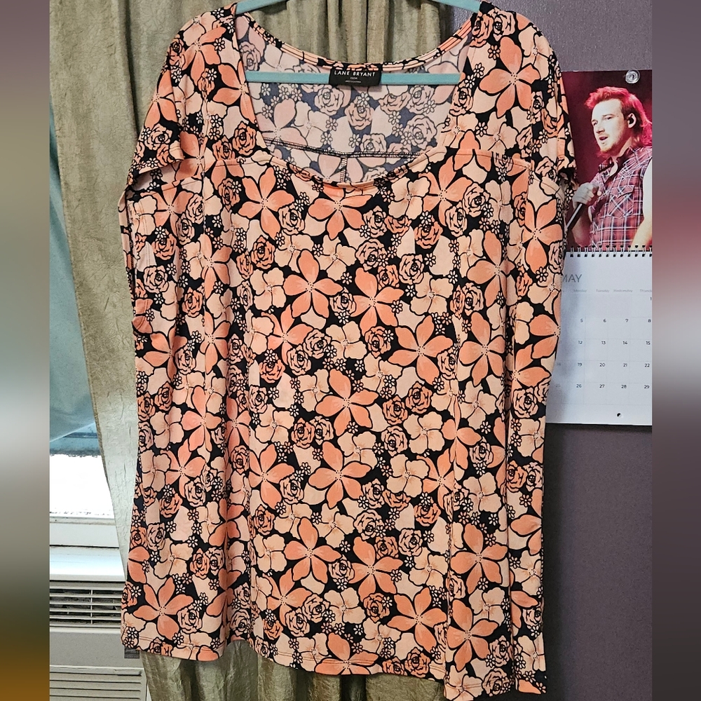 Floral Patterned Top